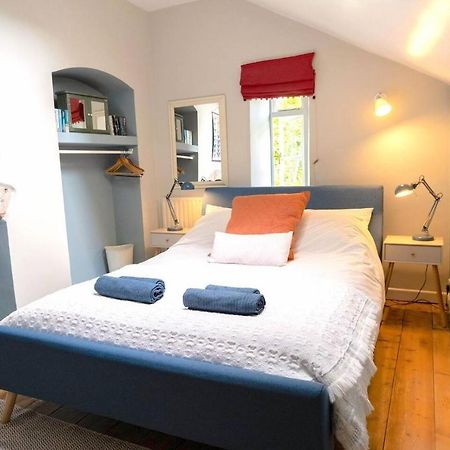 Lovely Property In The Heart Of Somerset, Sleeps 9 Shepton Mallet Eksteriør billede