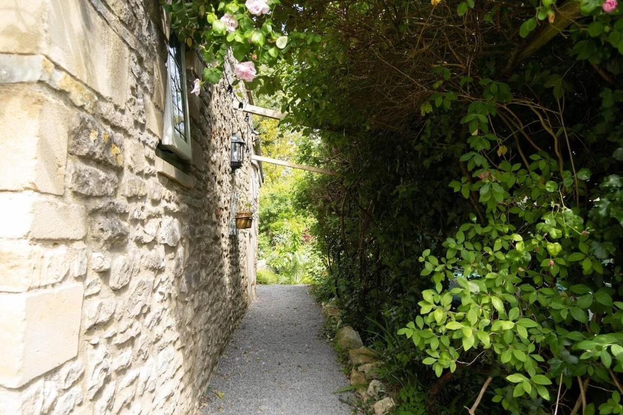 Lovely Property In The Heart Of Somerset, Sleeps 9 Shepton Mallet Eksteriør billede