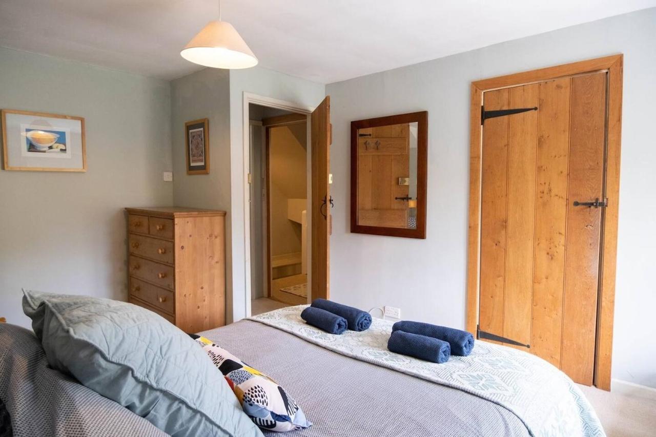 Lovely Property In The Heart Of Somerset, Sleeps 9 Shepton Mallet Eksteriør billede