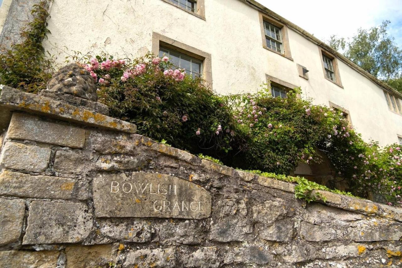 Lovely Property In The Heart Of Somerset, Sleeps 9 Shepton Mallet Eksteriør billede