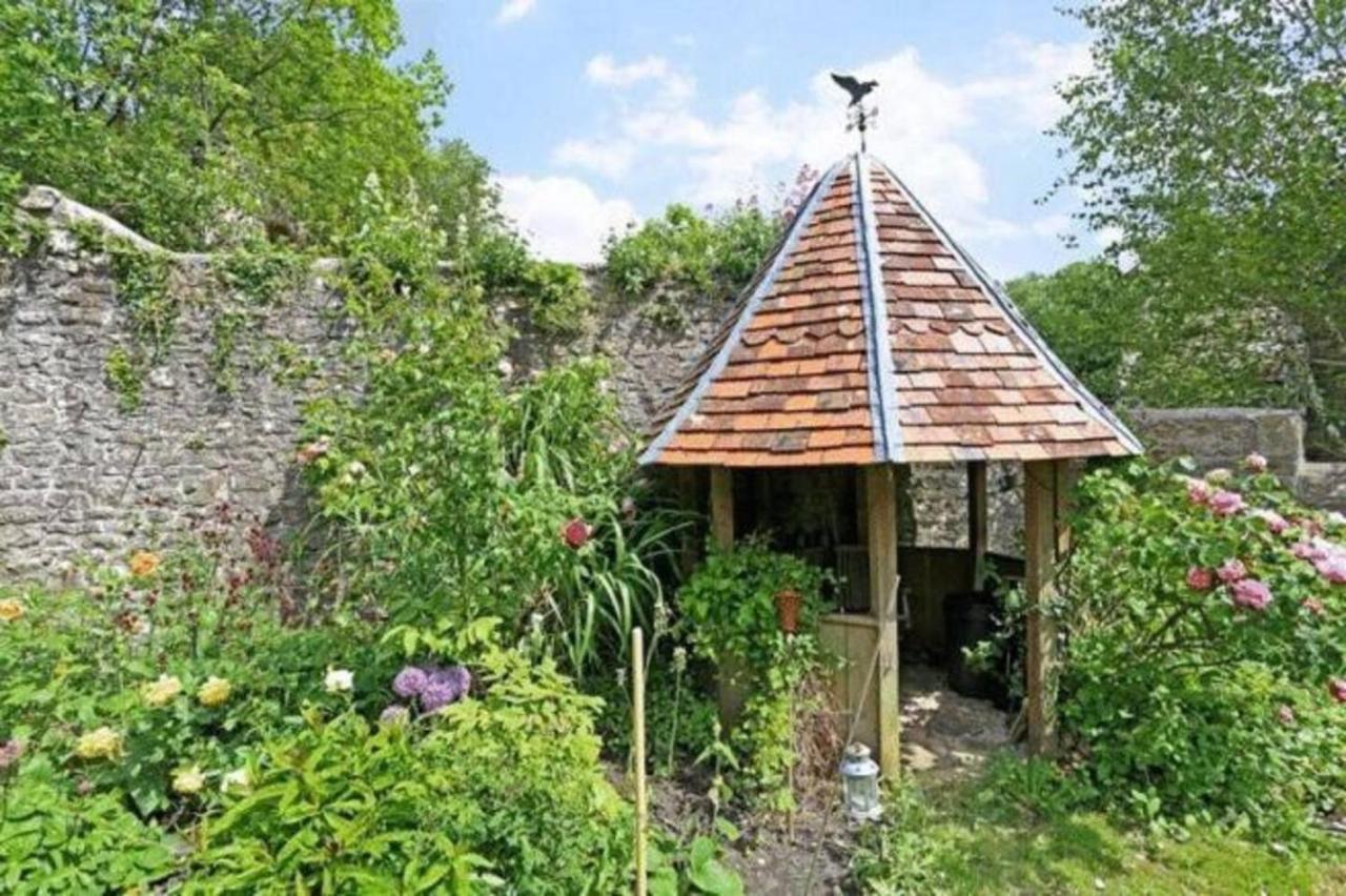 Lovely Property In The Heart Of Somerset, Sleeps 9 Shepton Mallet Eksteriør billede