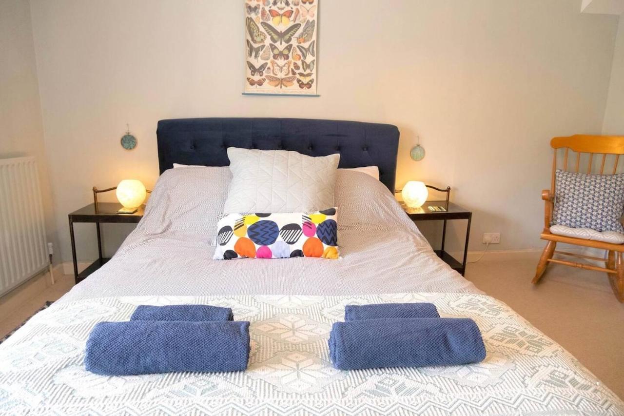 Lovely Property In The Heart Of Somerset, Sleeps 9 Shepton Mallet Eksteriør billede